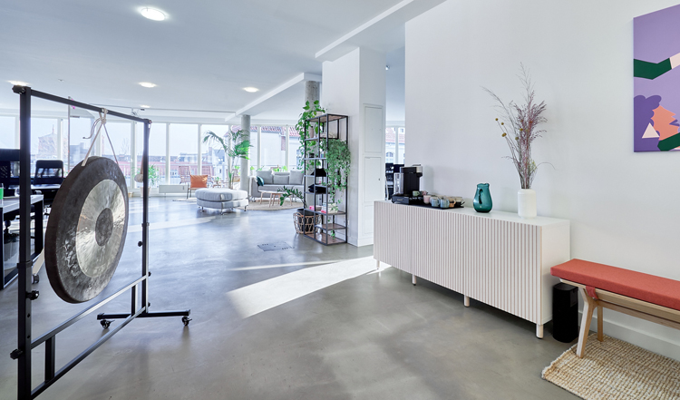 XENA+OQ-Office-0406_HDR